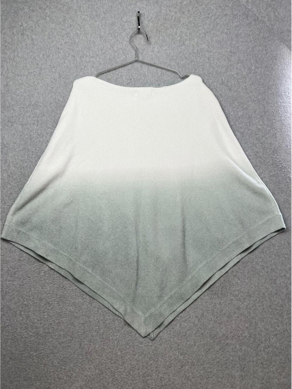 Barefoot Dreams CozyChic Ombre Ultra lite Knit Poncho OS NWT Coastal Vibe Comfor - Picture 2 of 9